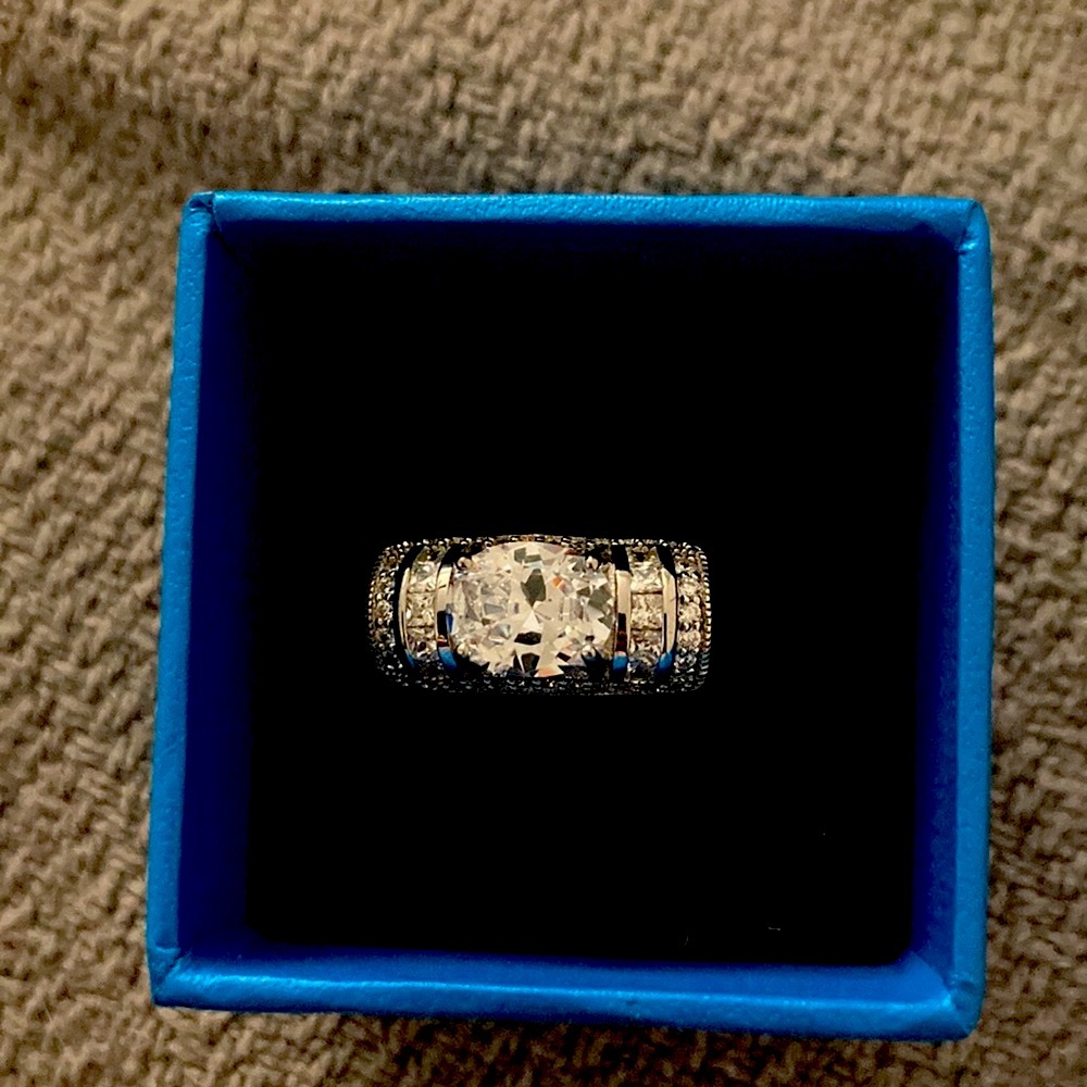 Xavier art deco ring, size 6